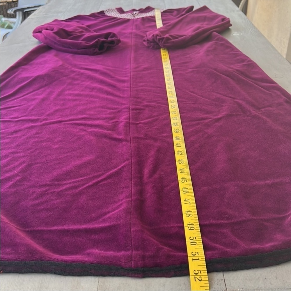 Vanity Fair Vintage Velour Housecoat Robe Plum Small USA - Picture 9 of 9